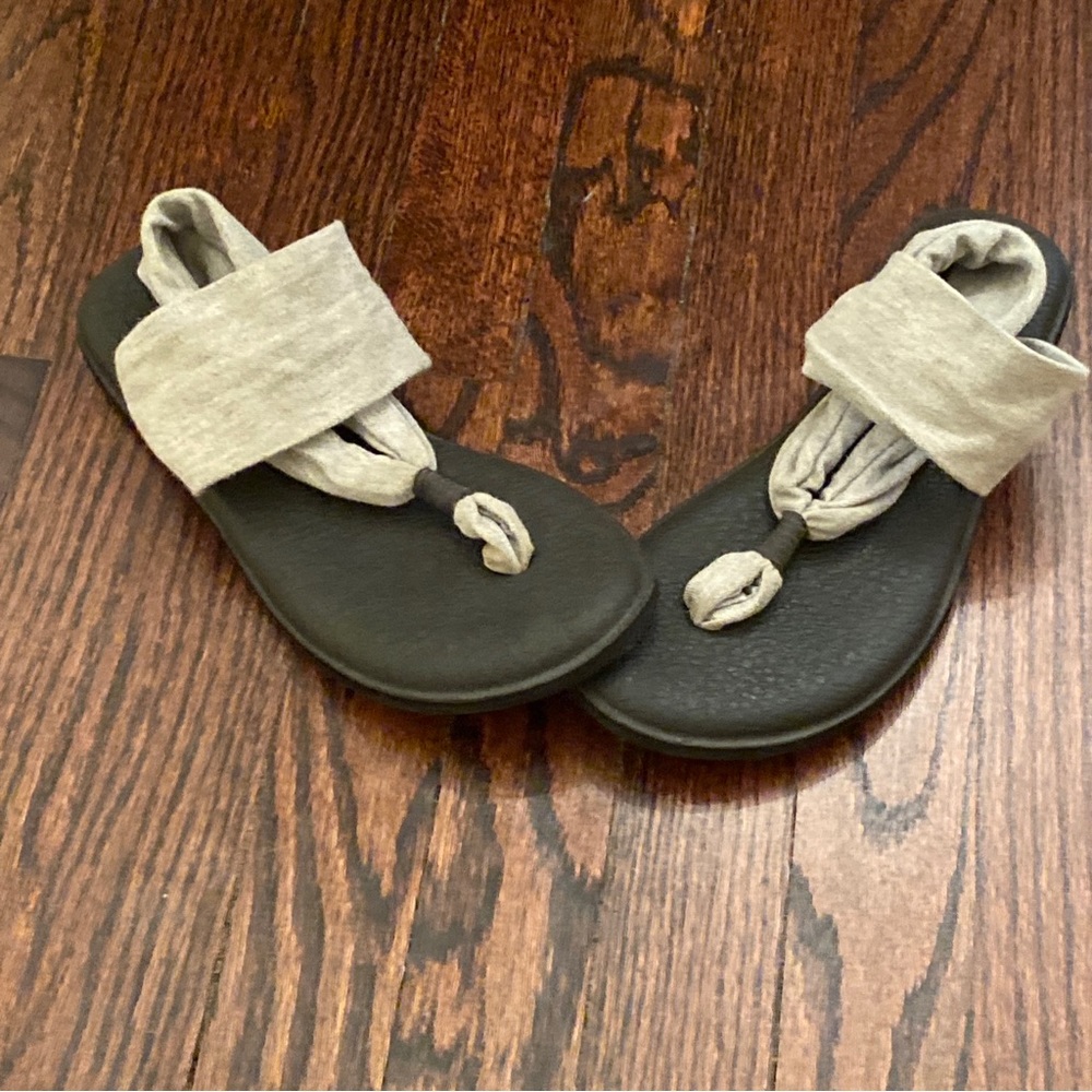 Sanuk Yoga Sling Flip Flops Shoes Black/Gray Sandals Size US 8 EU 39